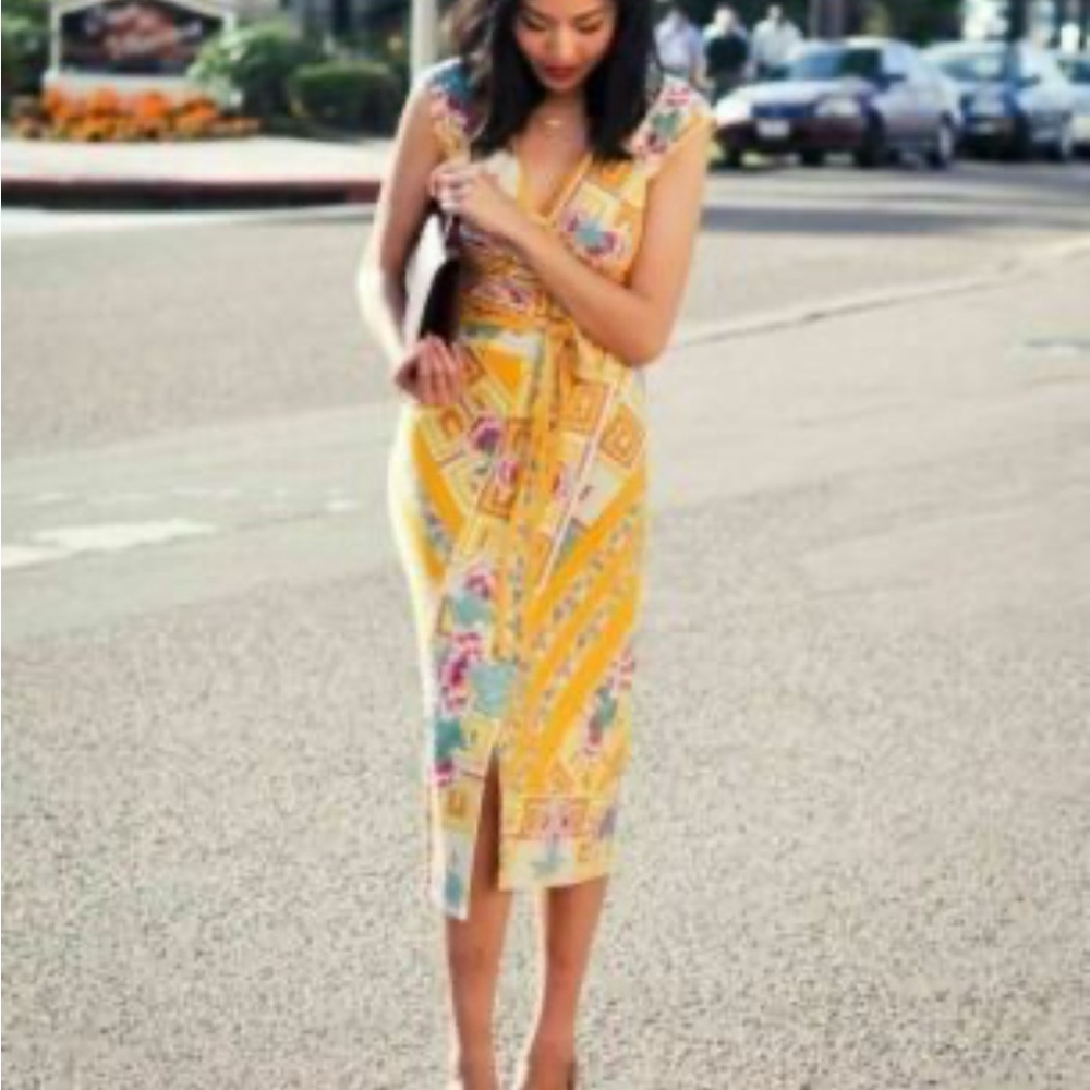Vintage Diane von Furstenberg Willow Wrap Dress – Size 6 – Excellent Condition